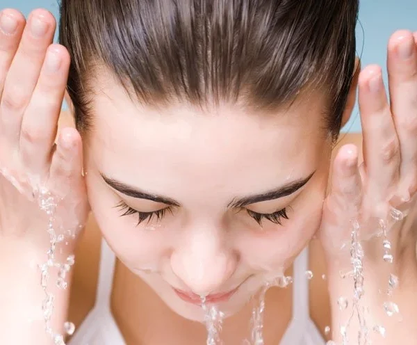 Skin Care Tips for Healthier Daily Habits