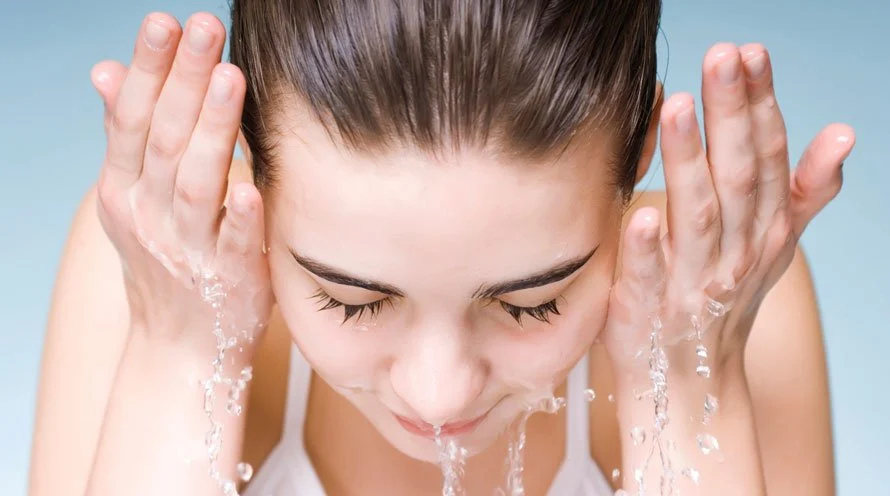 Skin Care Tips for Healthier Daily Habits